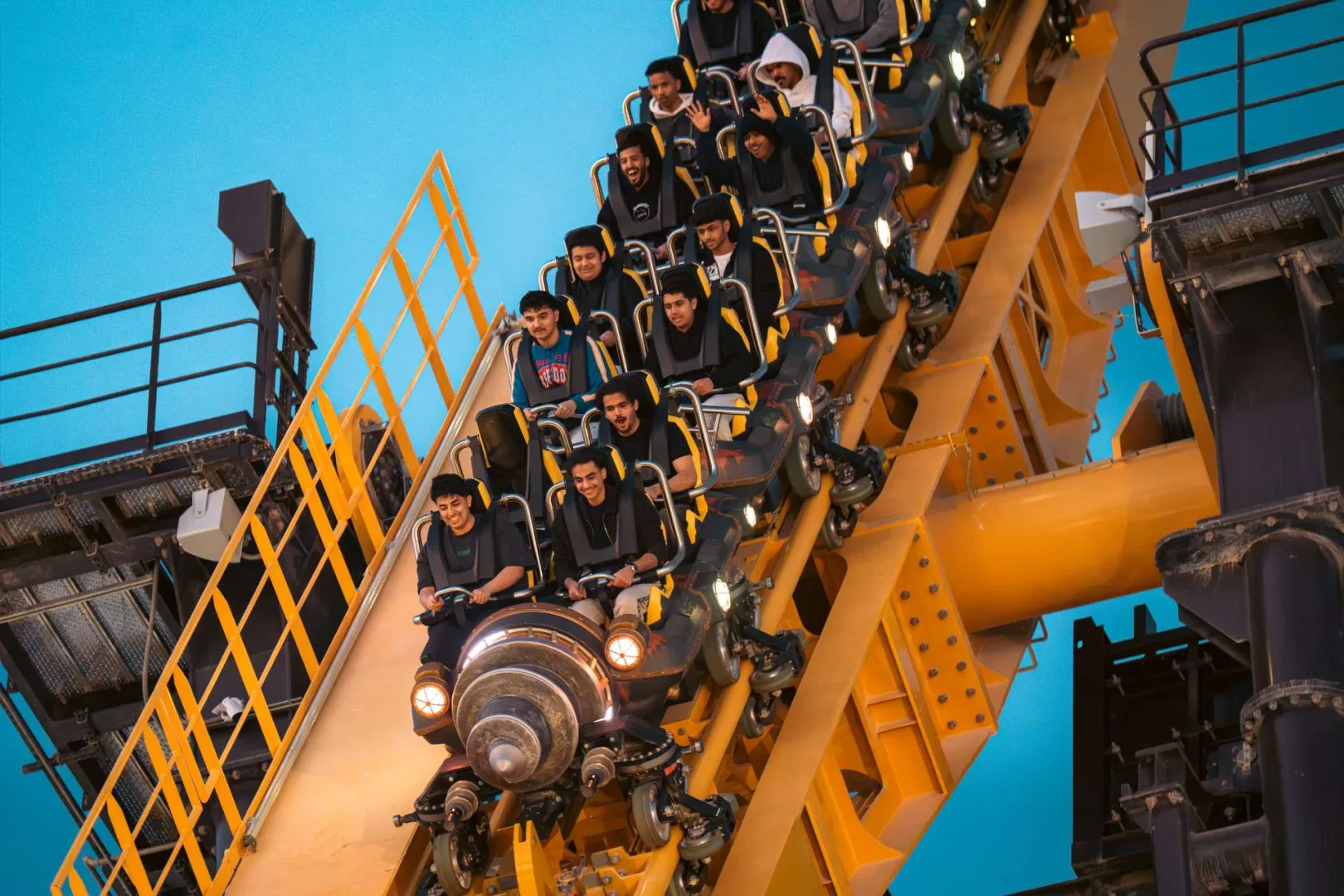 🎢 Six Flags مدينة القدية